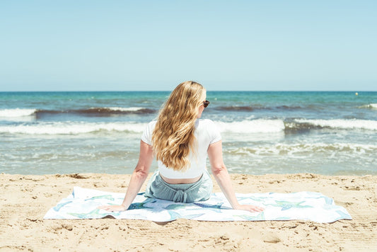 4 reasons why you need our Microfibre Towel this summer