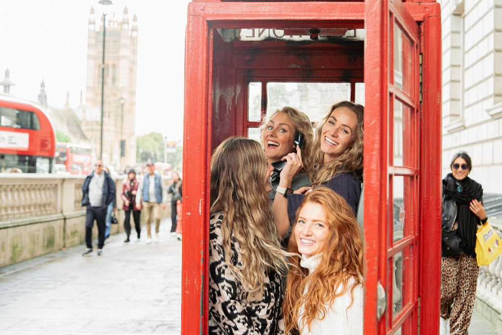 Frizz control for wavy hair: What actually works?