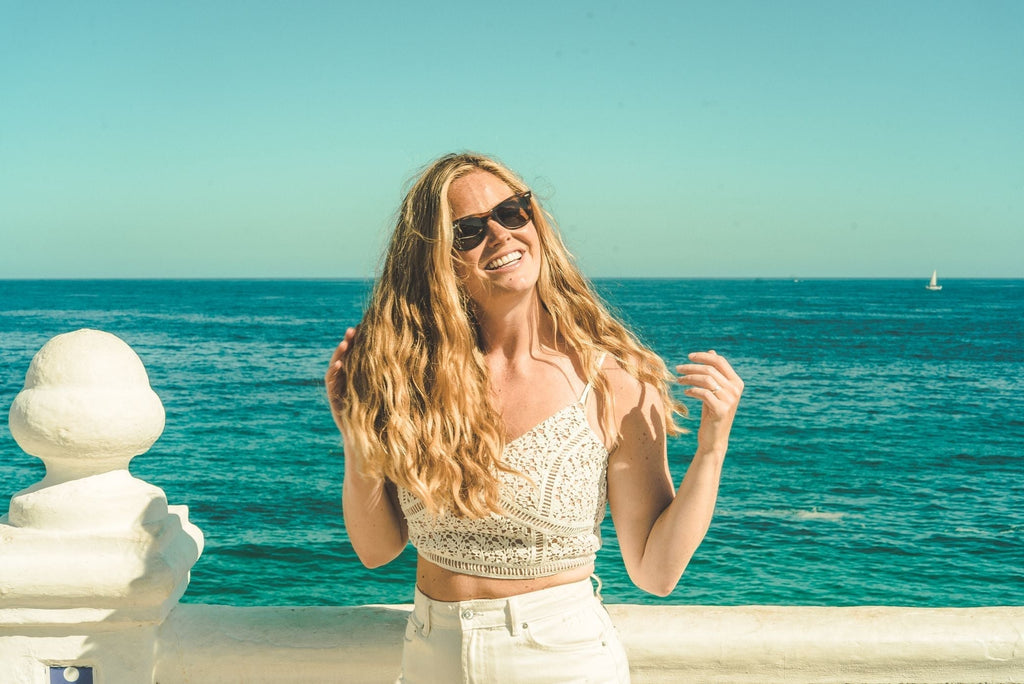 How to stop wavy hair from going stringy