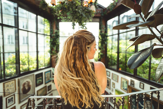 Tips for air drying wavy hair without losing definition